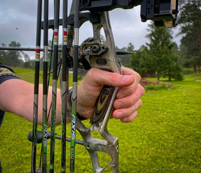 Hand position for proper bow grip.